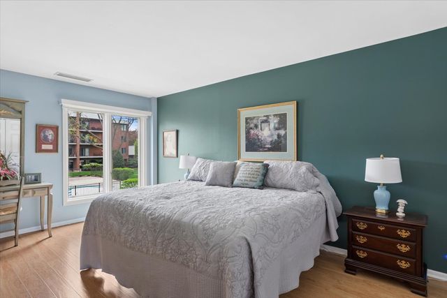 6565 Main Street 201, Downers Grove, IL 60516