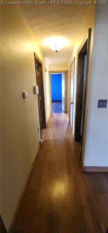 3253 Putnam Avenue, Hurricane, WV 25526