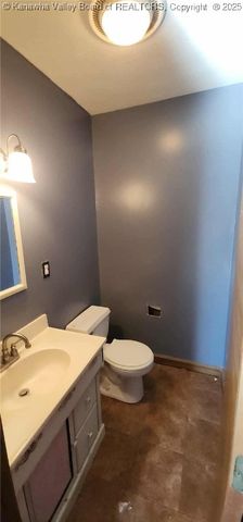 3253 Putnam Avenue, Hurricane, WV 25526