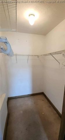 3253 Putnam Avenue, Hurricane, WV 25526