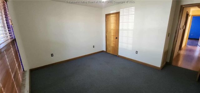 3253 Putnam Avenue, Hurricane, WV 25526