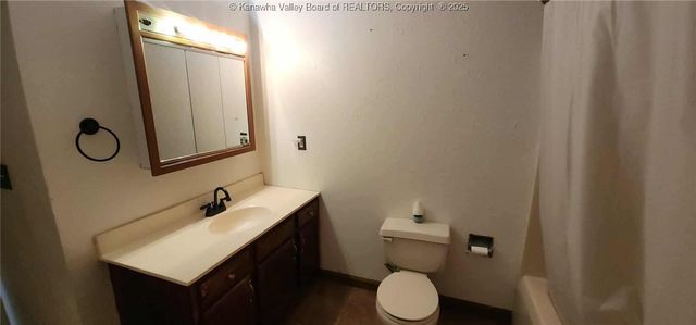 3253 Putnam Avenue, Hurricane, WV 25526