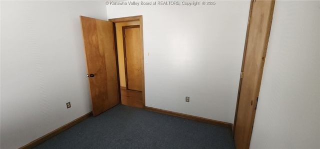 3253 Putnam Avenue, Hurricane, WV 25526