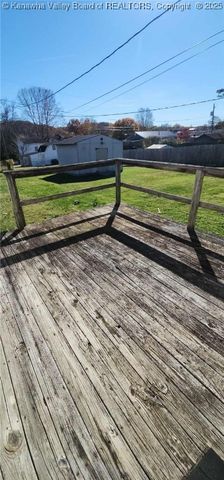 3253 Putnam Avenue, Hurricane, WV 25526