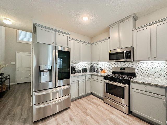 727 Road 5105, Cleveland, TX 77327