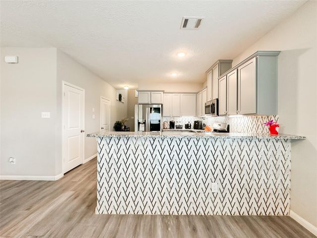 727 Road 5105, Cleveland, TX 77327