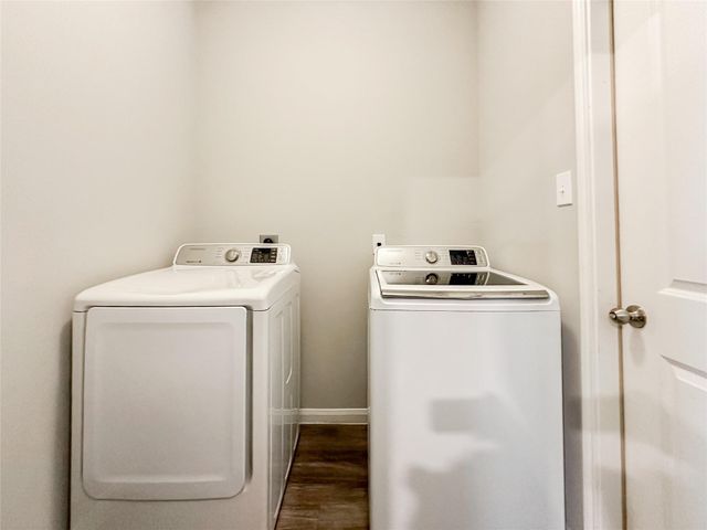 727 Road 5105, Cleveland, TX 77327