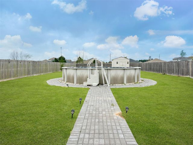 727 Road 5105, Cleveland, TX 77327