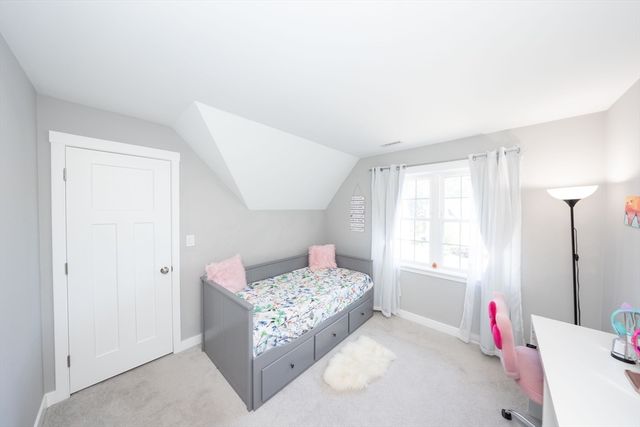 18 Craftsman Ct 16, Grafton, MA 01560
