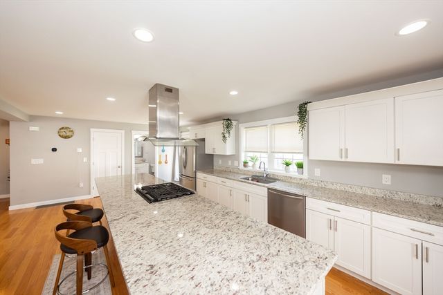 18 Craftsman Ct 16, Grafton, MA 01560