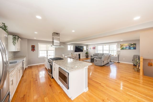 18 Craftsman Ct 16, Grafton, MA 01560