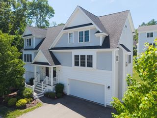 18 Craftsman Ct 16, Grafton, MA 01560