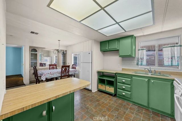 6741 Lincoln 15, Buena Park, CA 90620