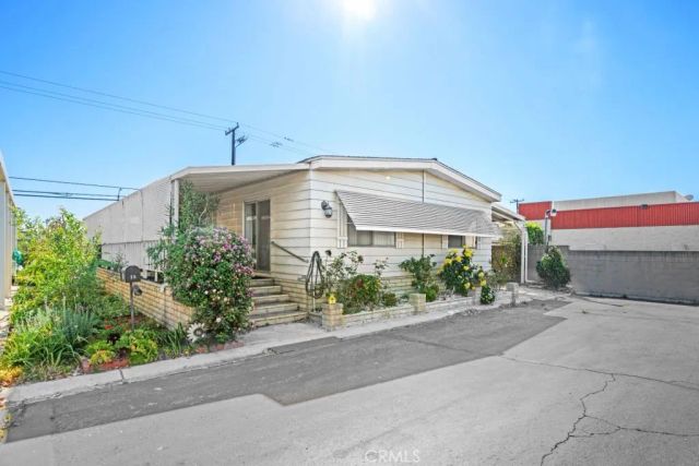 6741 Lincoln 15, Buena Park, CA 90620