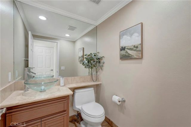 515 20th Street, Huntington Beach, CA 92648