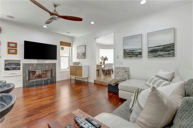 515 20th Street, Huntington Beach, CA 92648