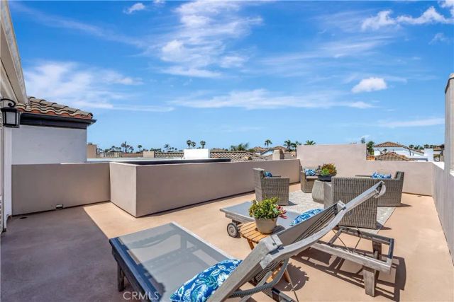 515 20th Street, Huntington Beach, CA 92648