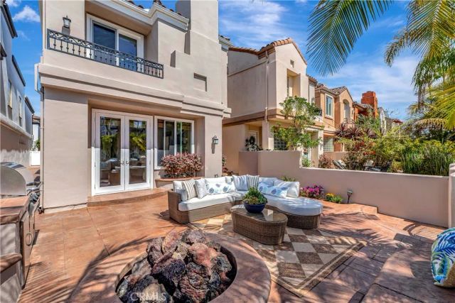 515 20th Street, Huntington Beach, CA 92648