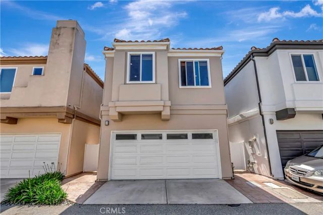 515 20th Street, Huntington Beach, CA 92648