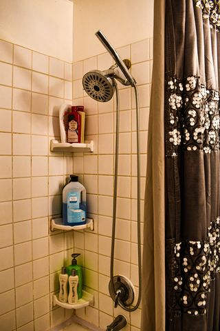 945 Commonwealth Court 4, Vernon Hills, IL 60061