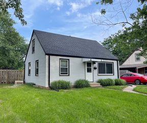 5637 Hollis Avenue, Loves Park, IL 61111