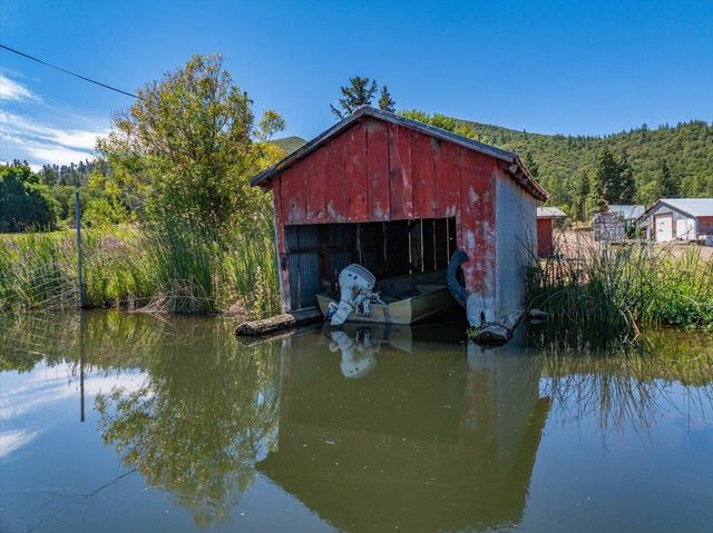 25653 Glenburn Road, Fall River Mills, CA 96028