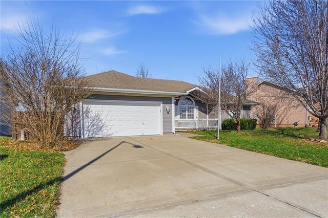 3708 Richmond Drive, Leavenworth, KS 66048