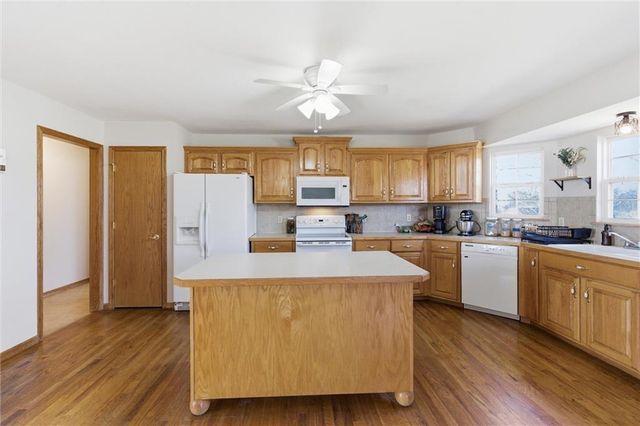 3708 Richmond Drive, Leavenworth, KS 66048