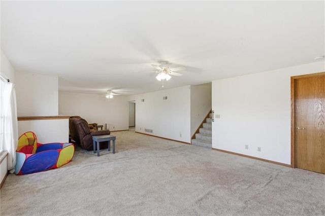 3708 Richmond Drive, Leavenworth, KS 66048