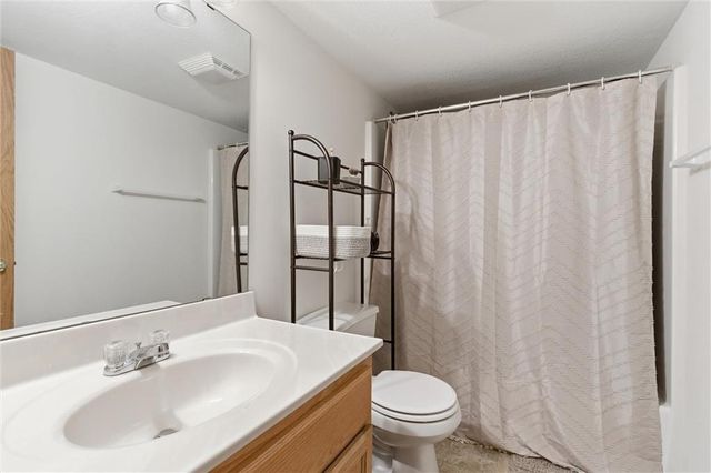 3708 Richmond Drive, Leavenworth, KS 66048