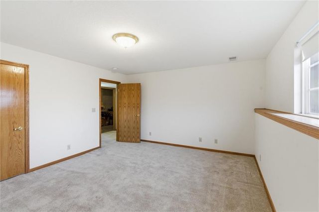 3708 Richmond Drive, Leavenworth, KS 66048