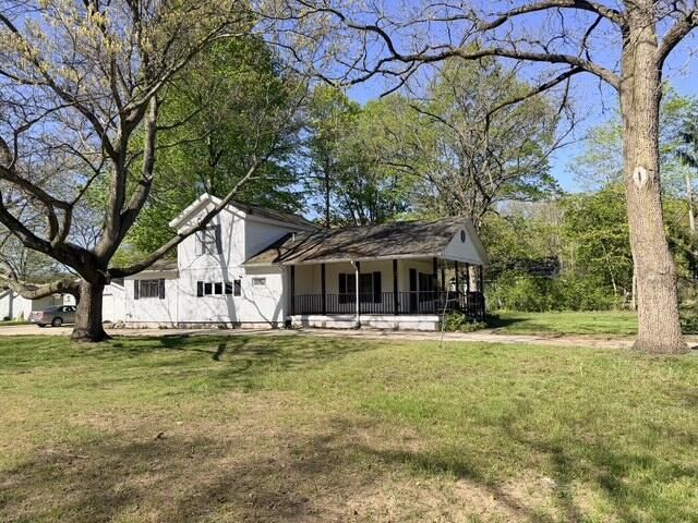 549 Academy Street, Allegan, MI 49010