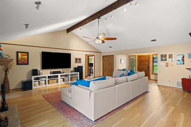 9905 Murmuring Creek DR, Austin, TX 78736