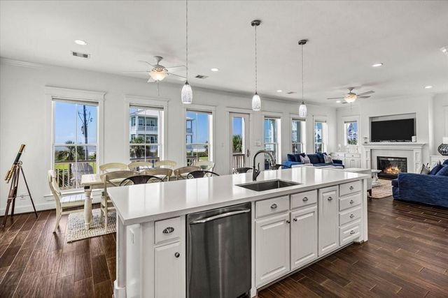 11406 Beachside, Galveston, TX 77554