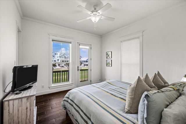 11406 Beachside, Galveston, TX 77554