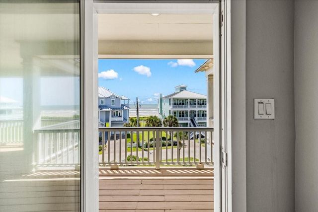 11406 Beachside, Galveston, TX 77554