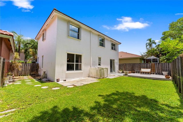 16102 Opal Creek Dr, Weston, FL 33331