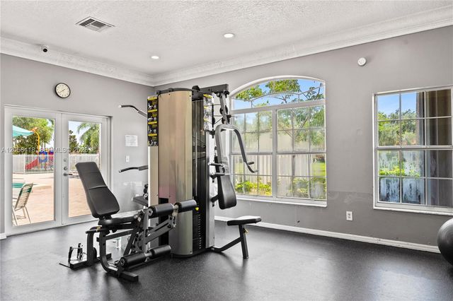 16102 Opal Creek Dr, Weston, FL 33331