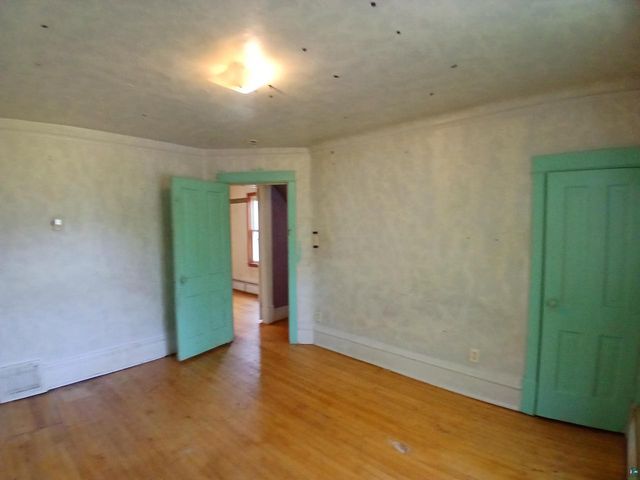 1323 Birch Ave, Superior, WI 54880