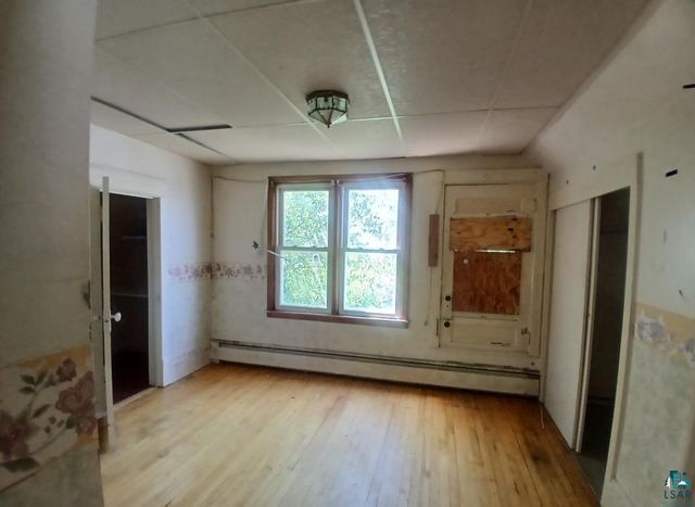 1323 Birch Ave, Superior, WI 54880
