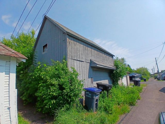 1323 Birch Ave, Superior, WI 54880