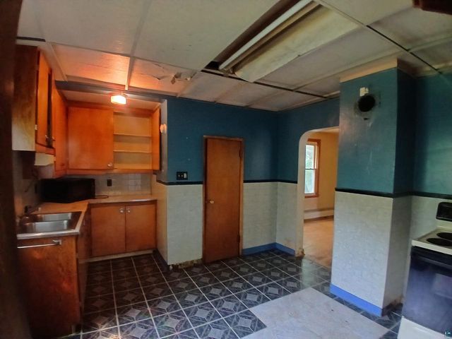 1323 Birch Ave, Superior, WI 54880