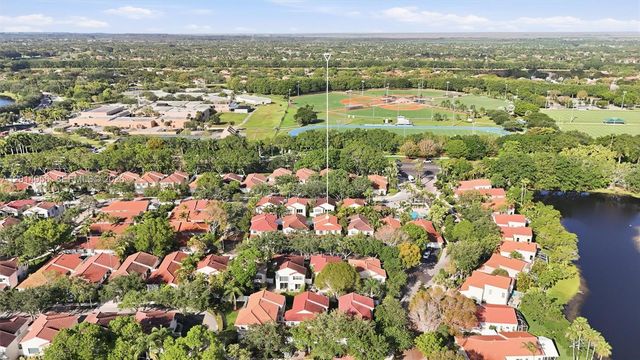 926 Opal Ter, Weston, FL 33326