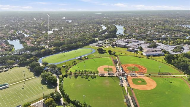 926 Opal Ter, Weston, FL 33326