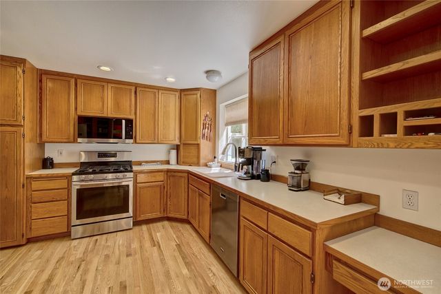 8618 154th Place NW, Stanwood, WA 98292