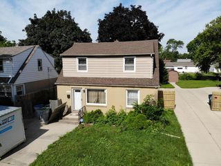 5111 N 61st STREET, Milwaukee, WI 53218