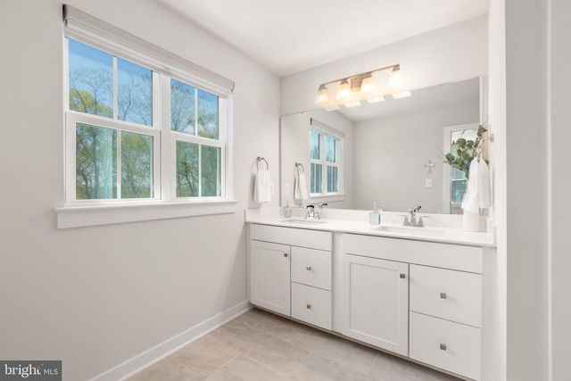 6486 HAWKEYE DR, King George, VA 22485