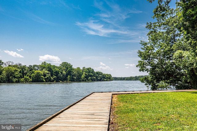 6486 HAWKEYE DR, King George, VA 22485