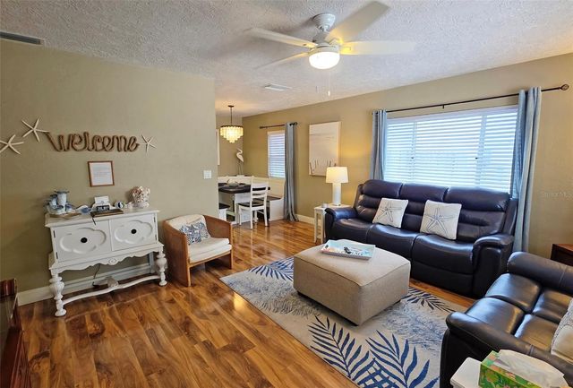 2442 WOOD STREET, Sarasota, FL 34237