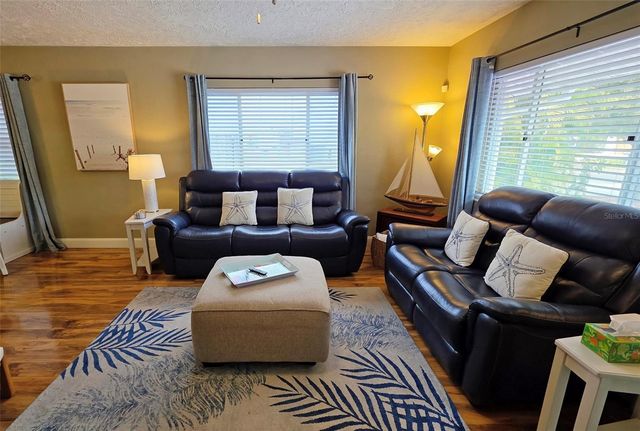 2442 WOOD STREET, Sarasota, FL 34237